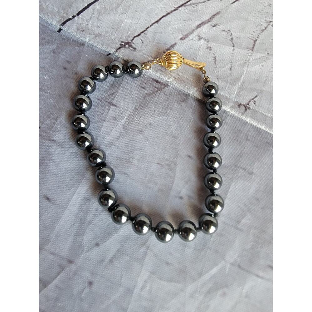 Hematite Bead Bracelet Gold Tone Clasp Round Strand Vintage Style Jewelry